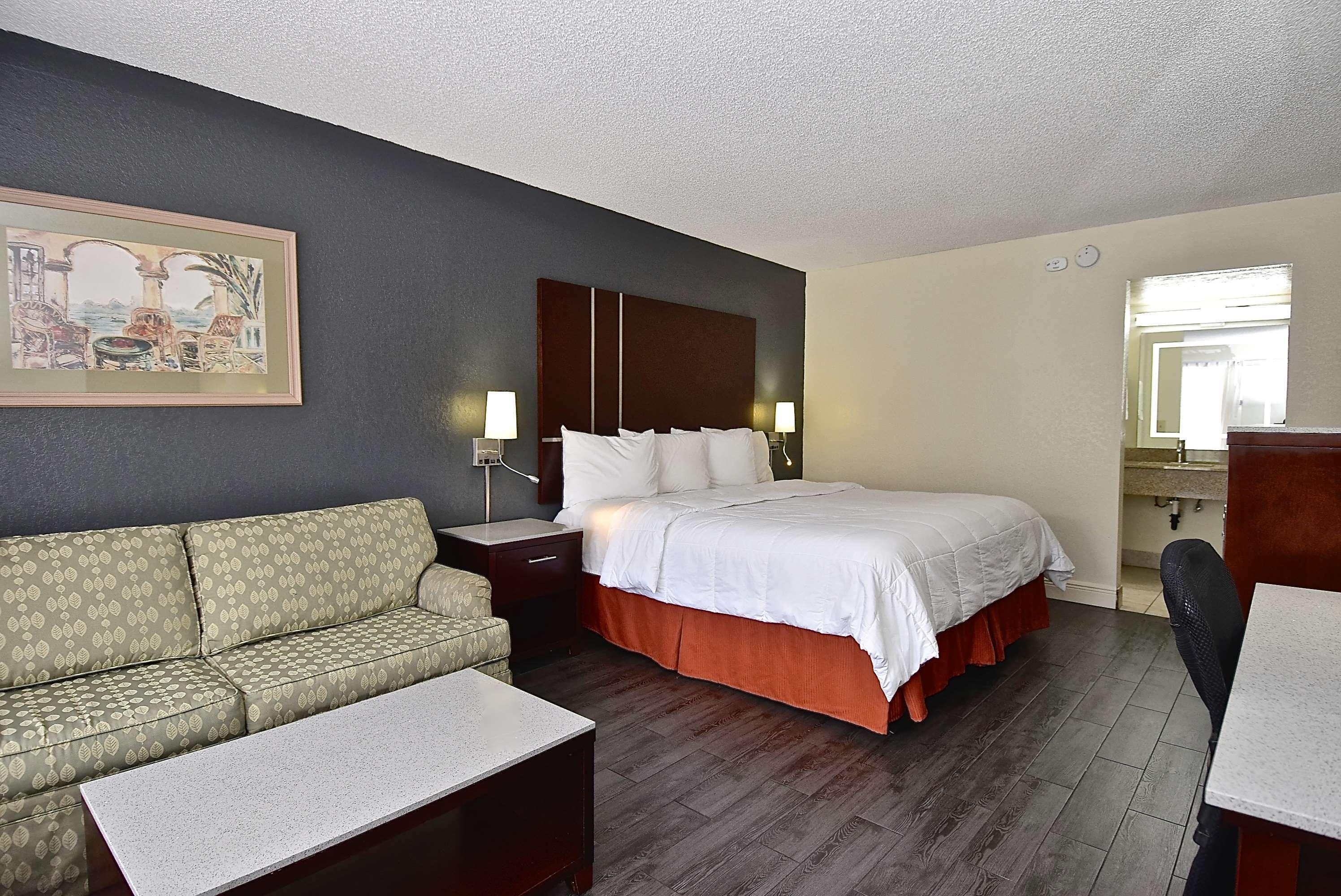 Surestay Hotel By Best Western Sarasota Lido Beach Экстерьер фото