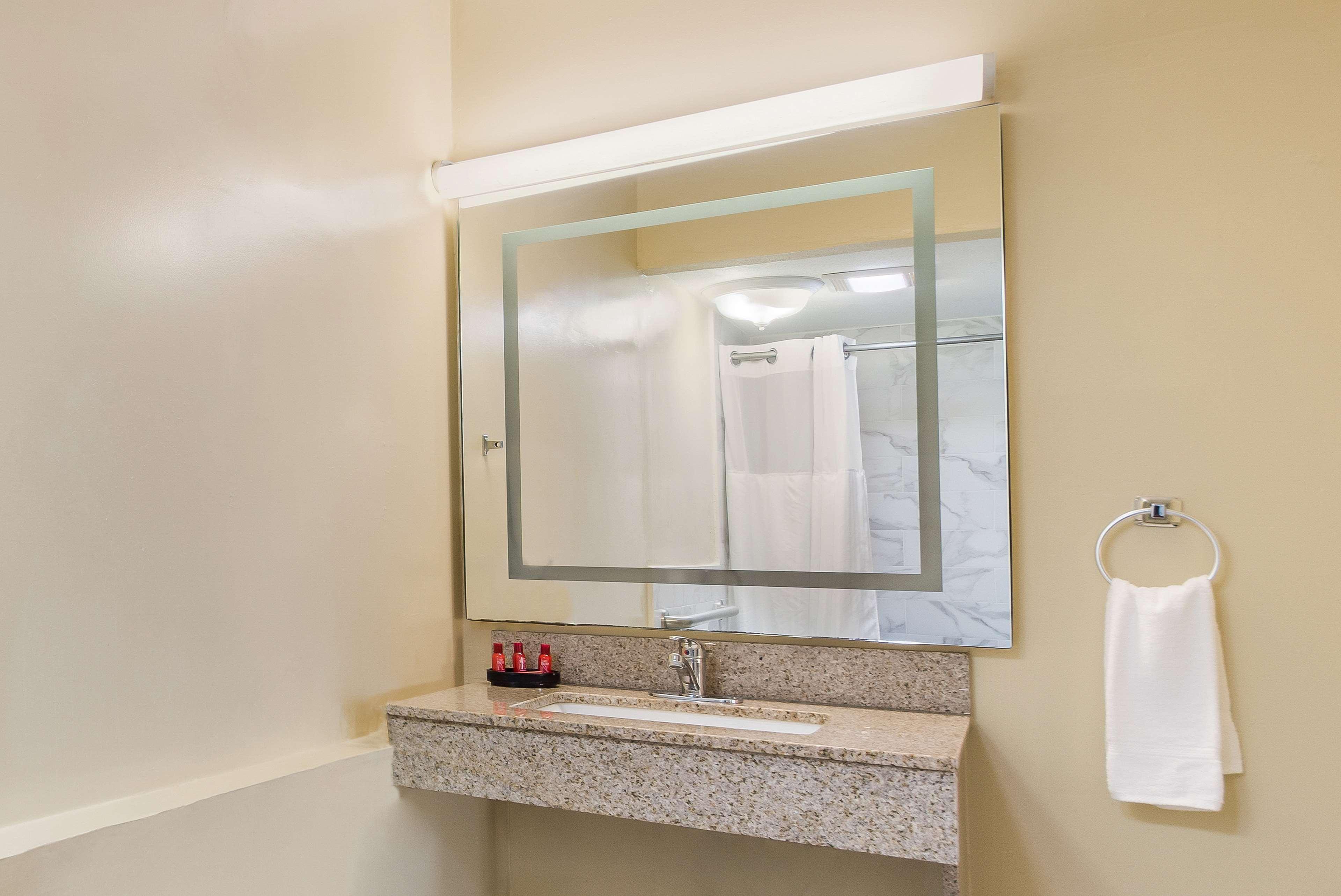 Surestay Hotel By Best Western Sarasota Lido Beach Экстерьер фото