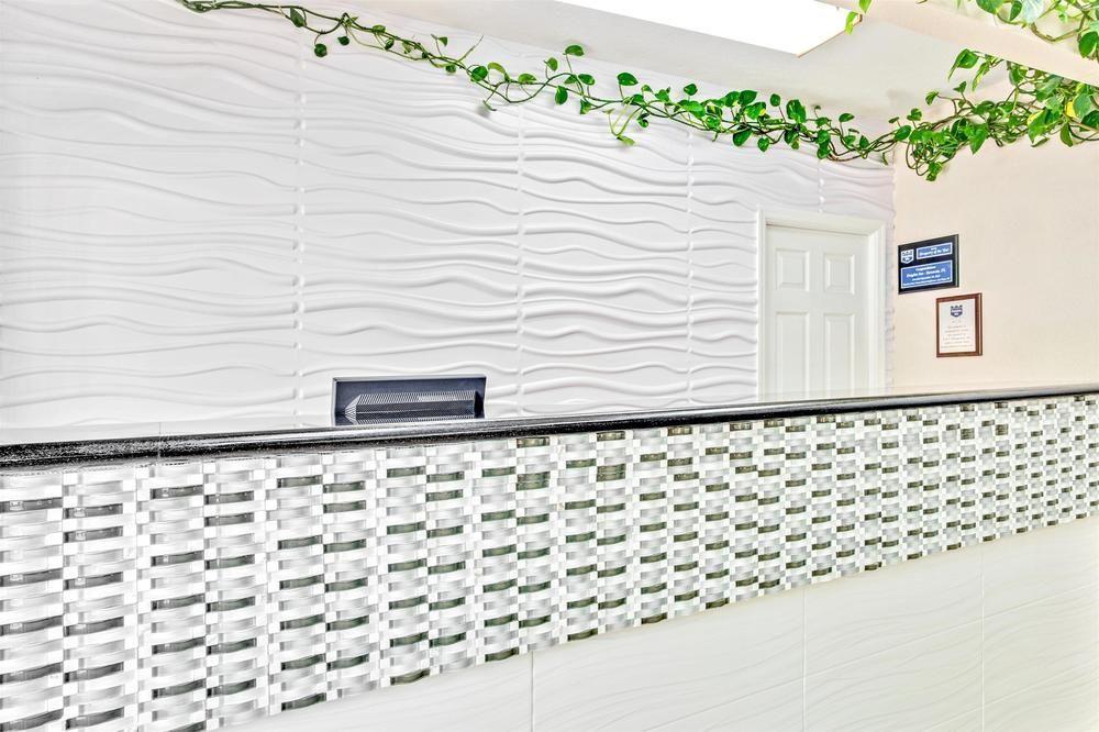 Surestay Hotel By Best Western Sarasota Lido Beach Экстерьер фото