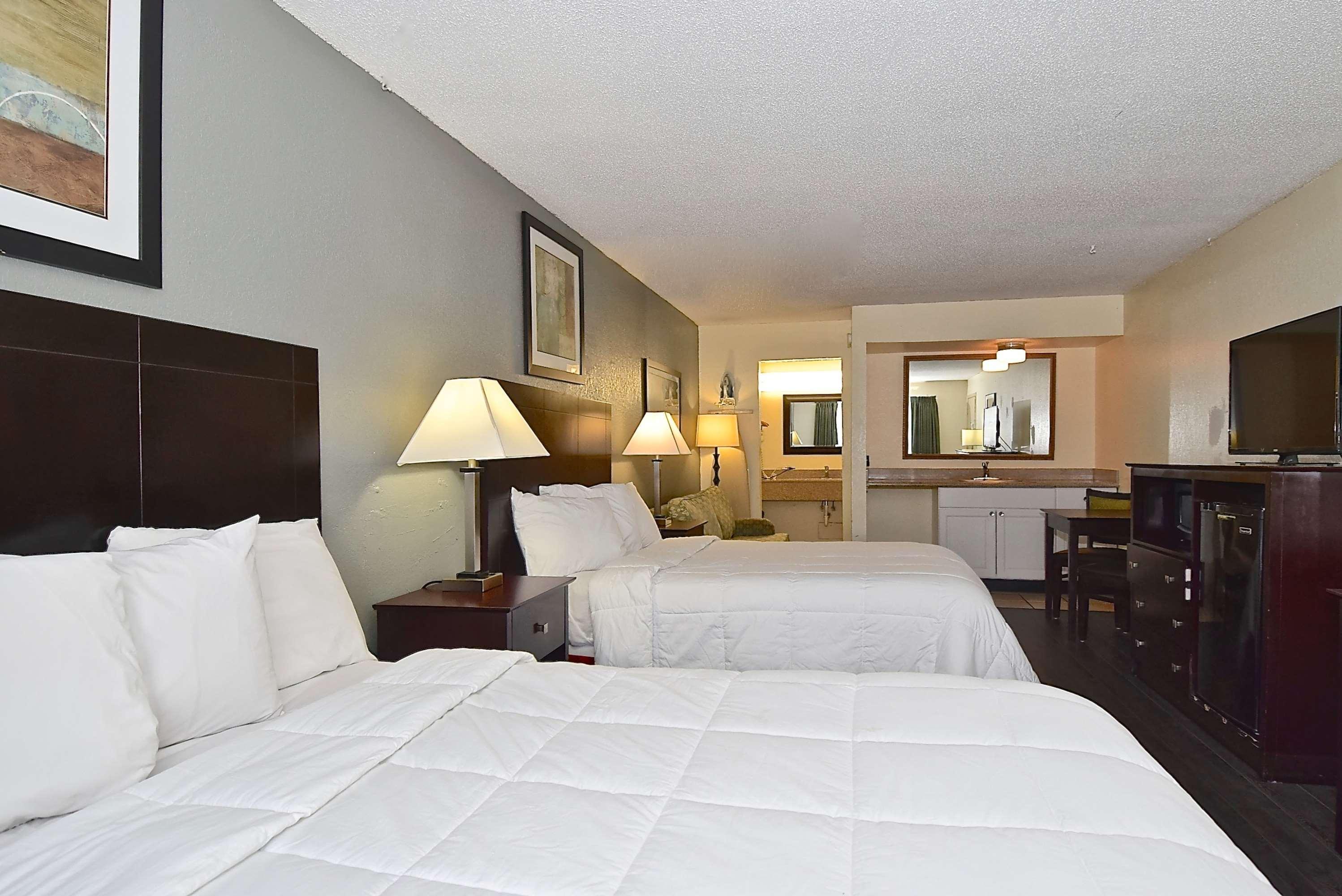 Surestay Hotel By Best Western Sarasota Lido Beach Экстерьер фото