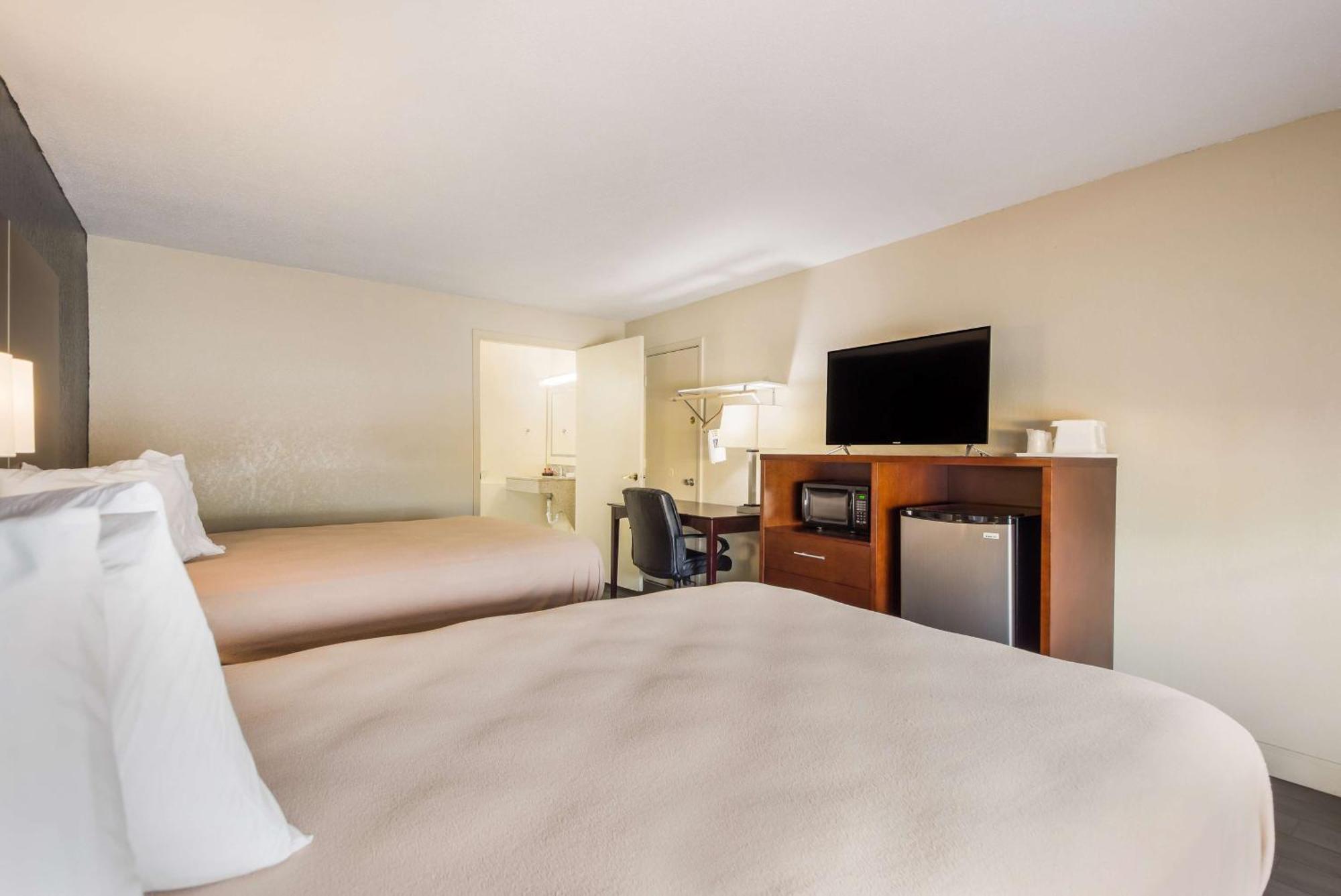 Surestay Hotel By Best Western Sarasota Lido Beach Экстерьер фото